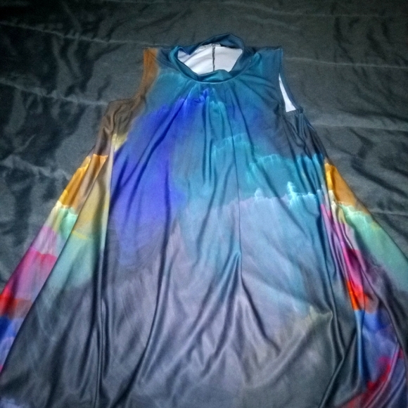 Unique colorful blouse - Picture 1 of 3